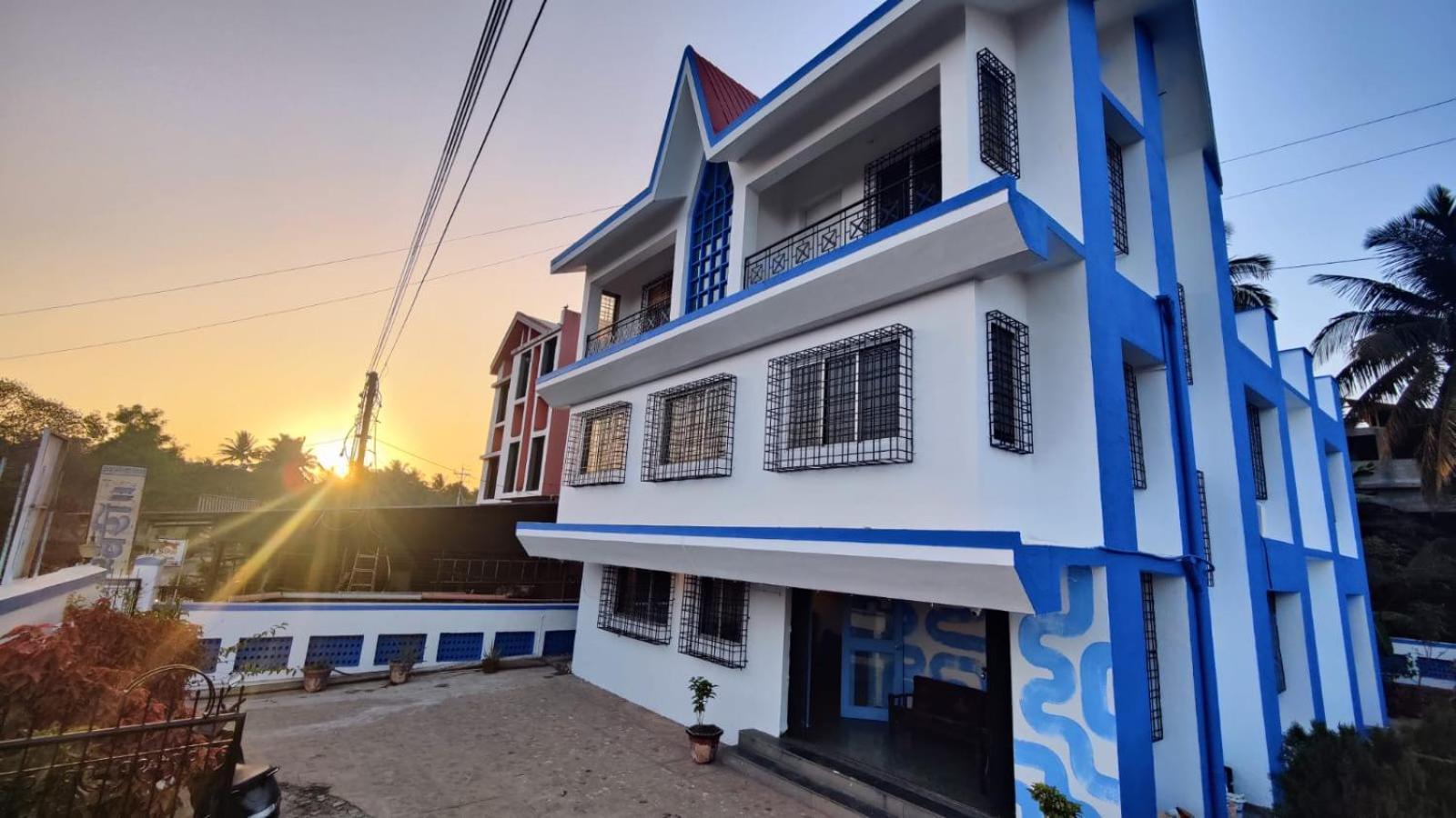 Muktai Nest Hotel Alibag Exterior photo